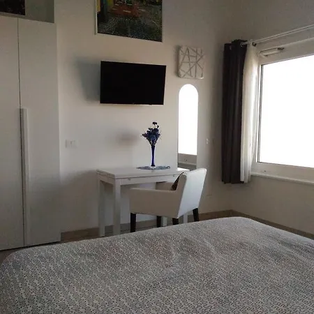 House アパート *